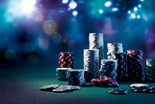 Giao diện slot online và game casino tại 33win99